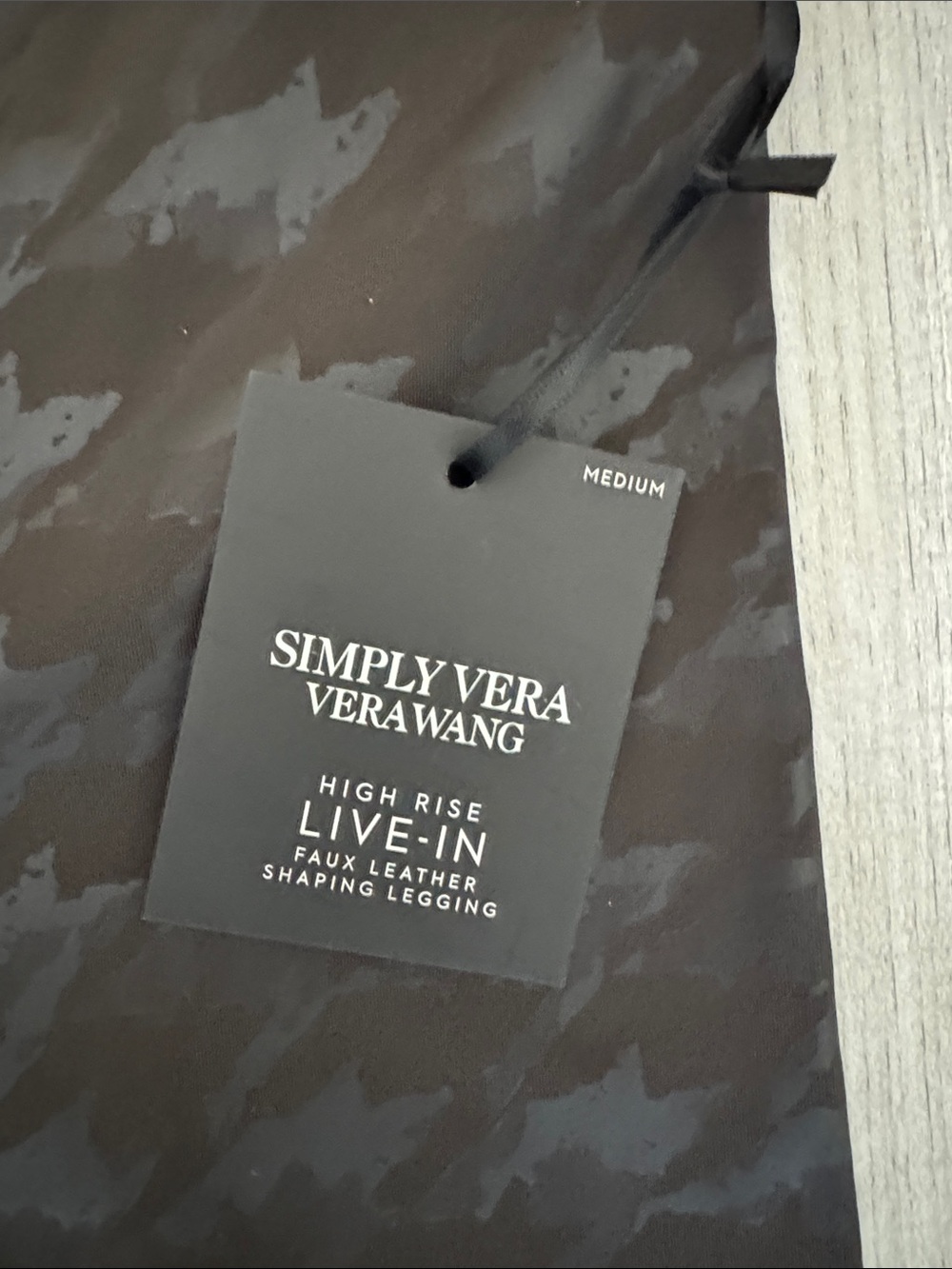 Simply Vera Wang Black Houndstooth Leggings - Picture 2 of 4
